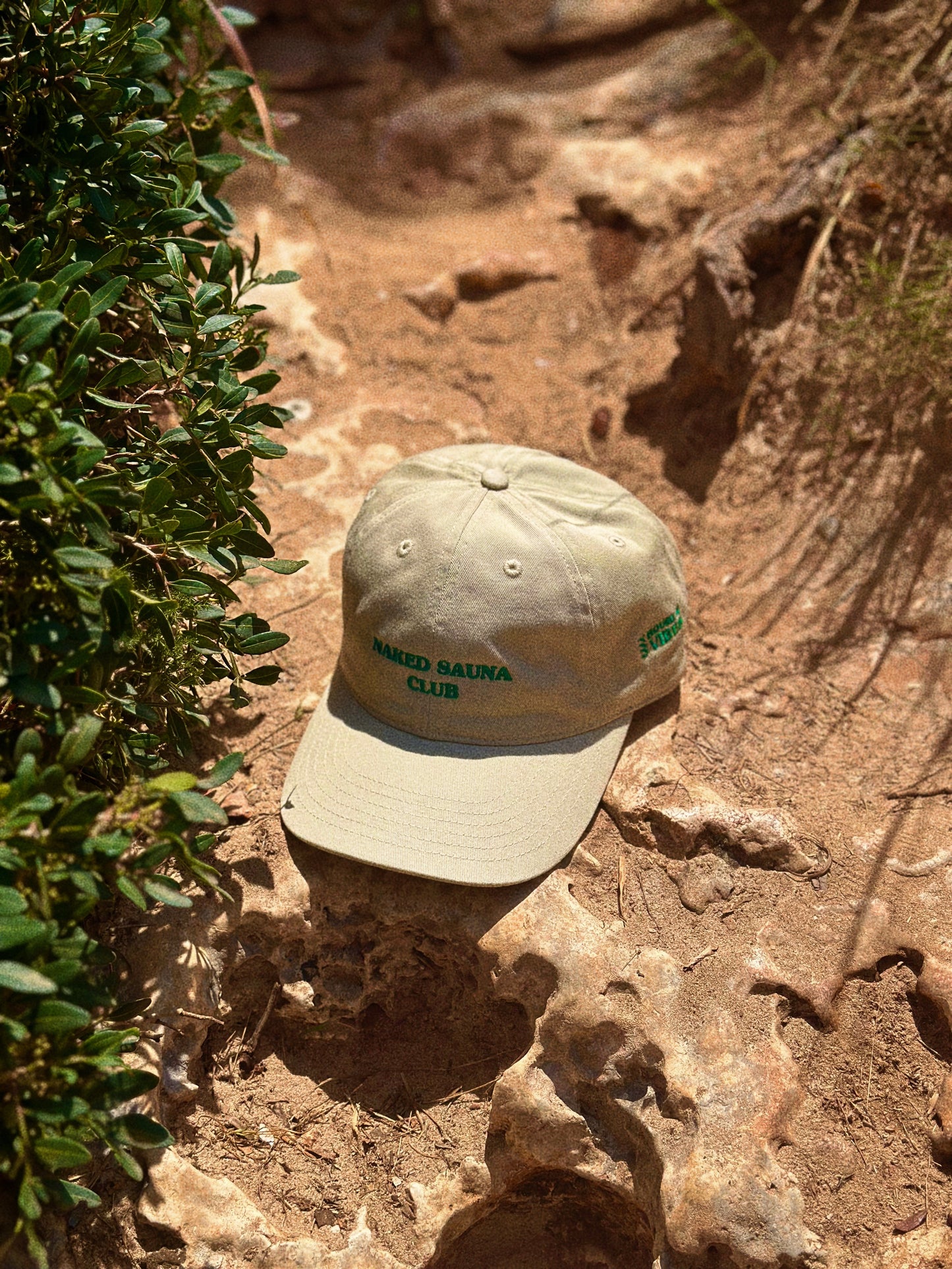 Naked Sauna Club Cap "Come as you are" Organic Beige Dad Hat - House of Vibes